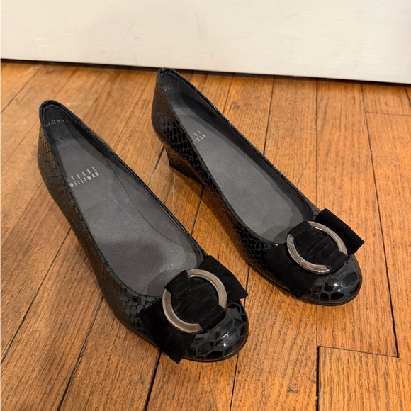 Stuart Weitzman Black Croco Round Toe Wedges Size 7 1/2 - Picture 2 of 5